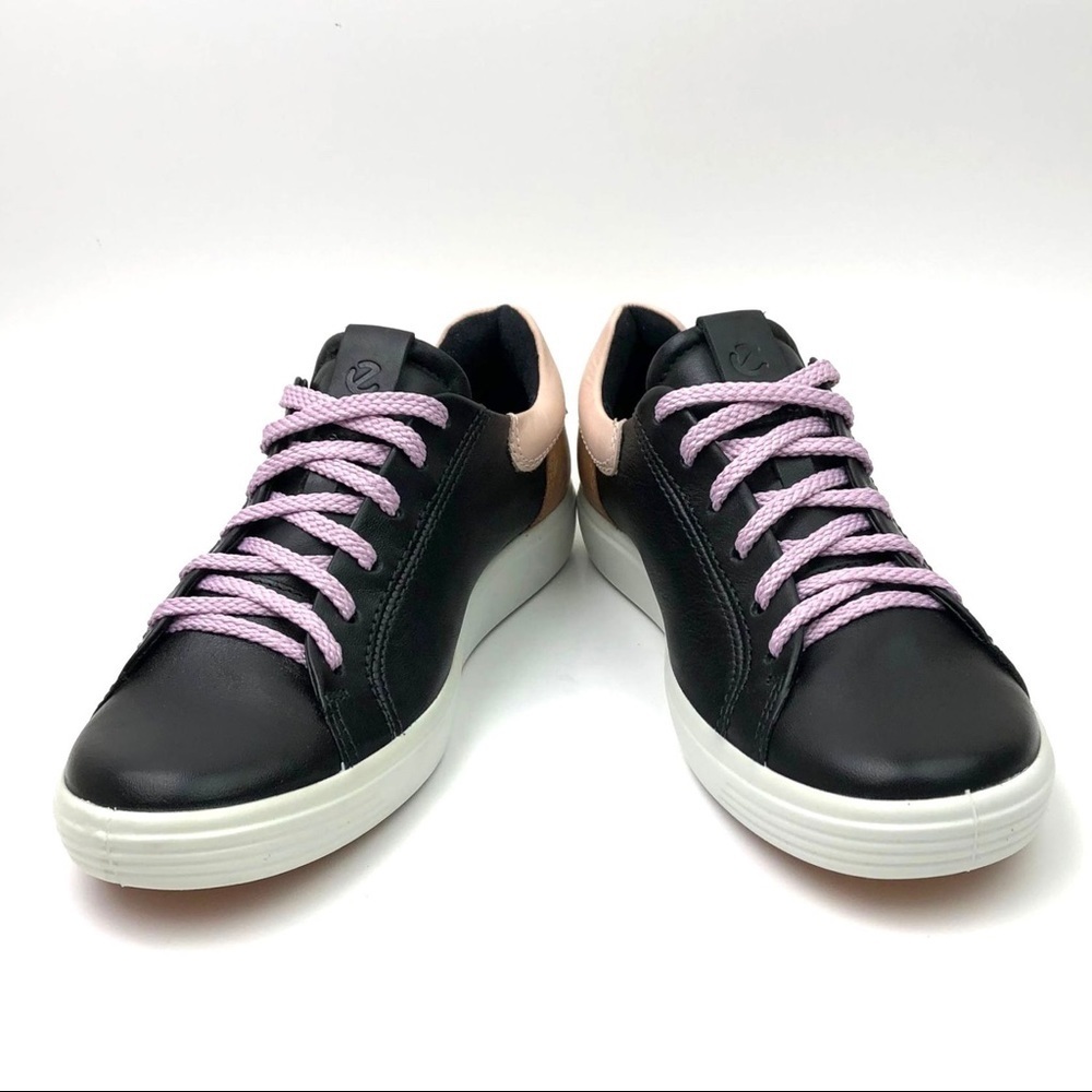 ECCO Soft 7 Street Sneaker sz 5